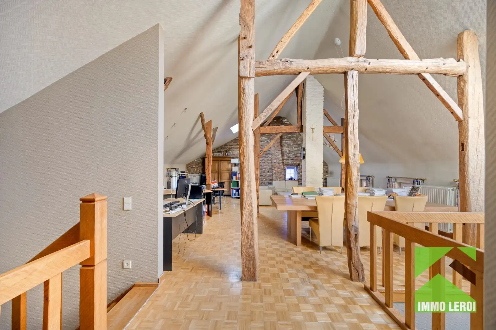 Prachtige hoevewoning met binnenkoer, stalling en tuin in Haspengouwse vierkantshoeve foto 7