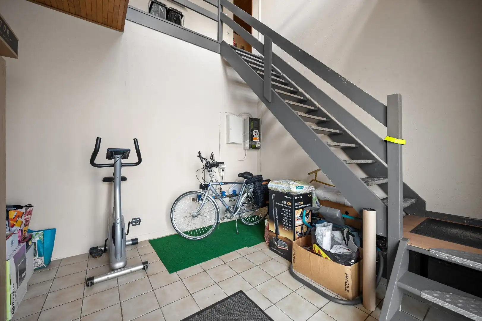 Instapklaar appartement + ruime casco woonst met tuinzicht foto 16