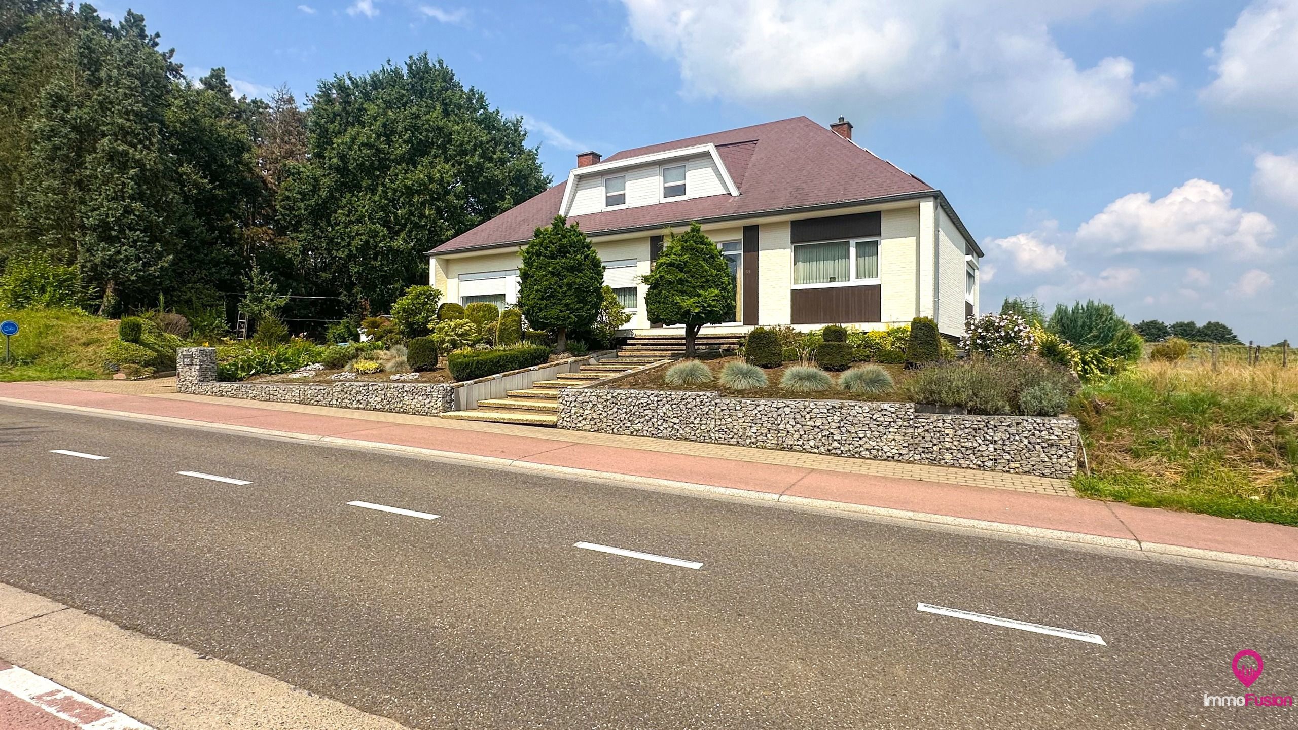 Villa met 5slpk en kelder op unieke locatie + zonnepanelen! foto 44