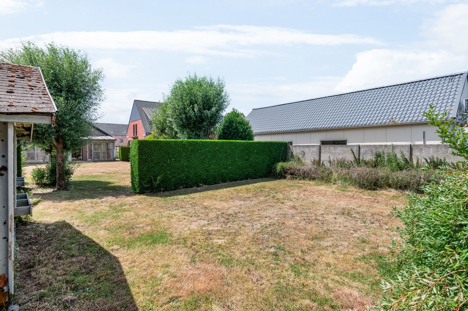 Deze woning is gelegen in een rustige omgeving en beschikt over bijzonder veel potentieel te Lier foto 26