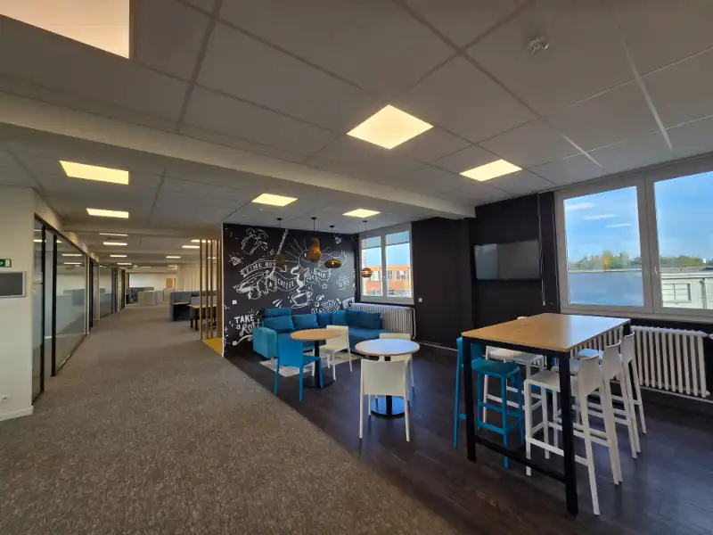 Kantoorruimte te huur foto 2