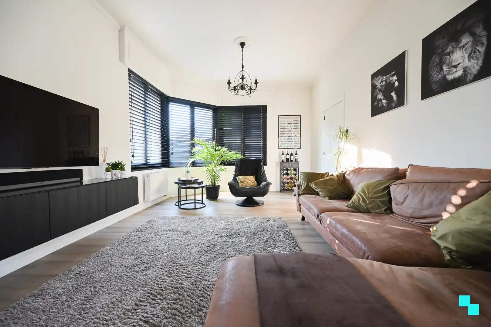 Karaktervolle villa met hedendaags wooncomfort te Izegem foto 7