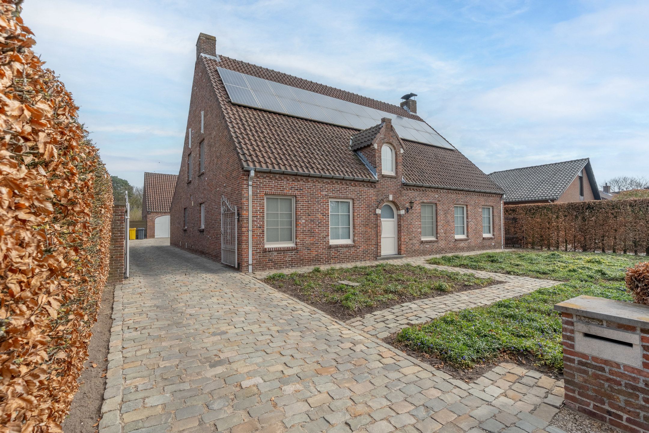 ()=>{if(producerUpdateValueVersion(node),producerAccessed(node),node.value===ERRORED)throw node.error;return node.value} Burgemeester de La Hayelaan 8 - 2350 Vosselaar