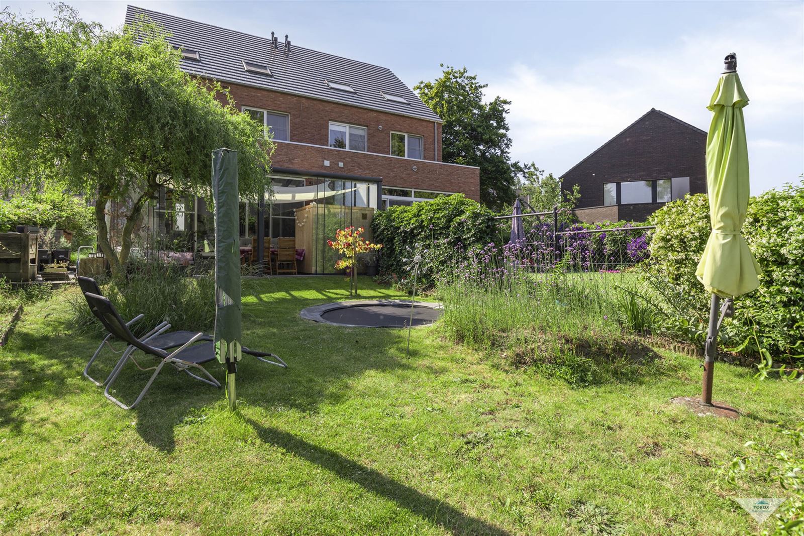 Instapklare gezinswoning met 5 slaapkamers op toplocatie  foto 2