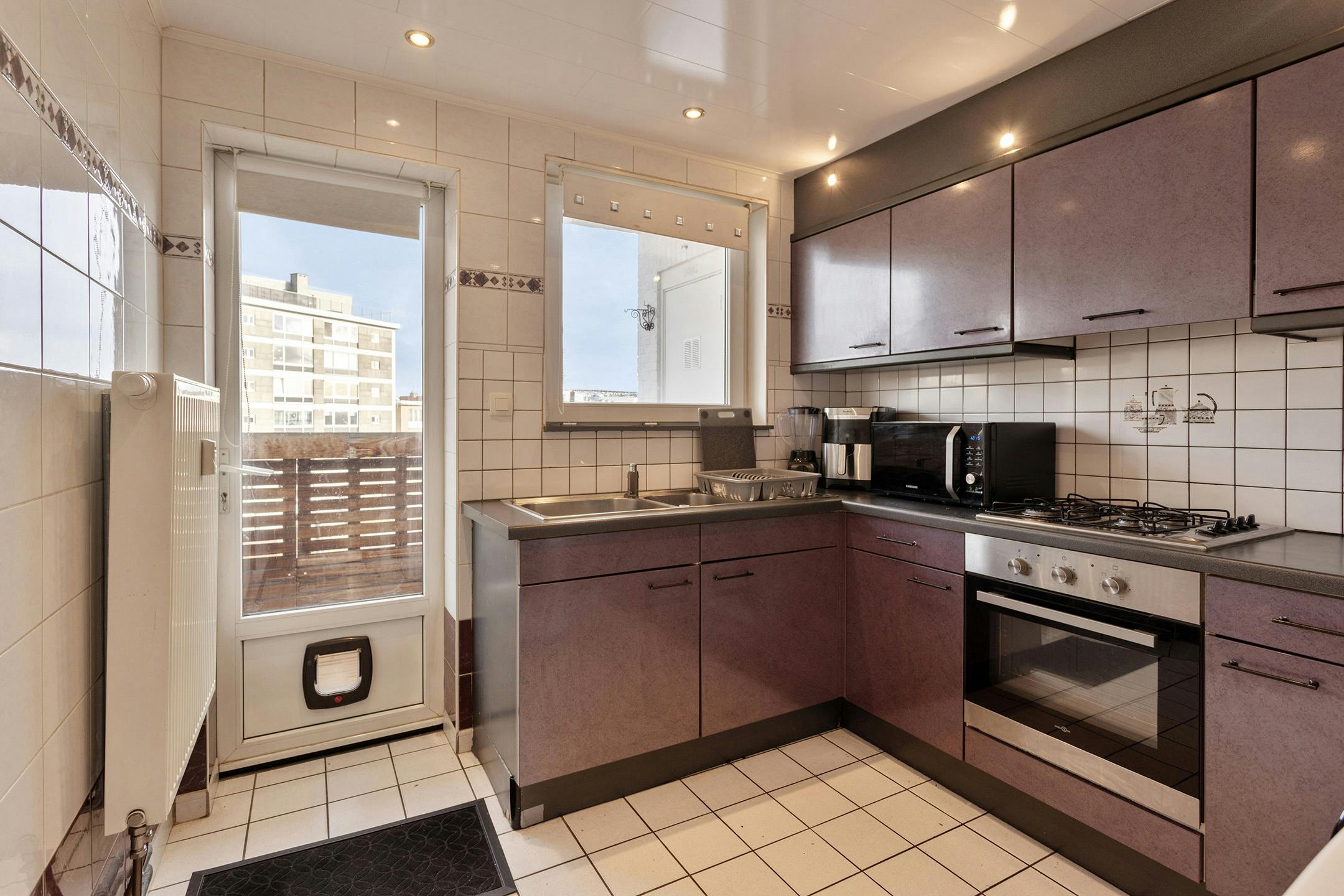 Appartement met 2 slaapkamers en ruim terras te Deurne! foto 14