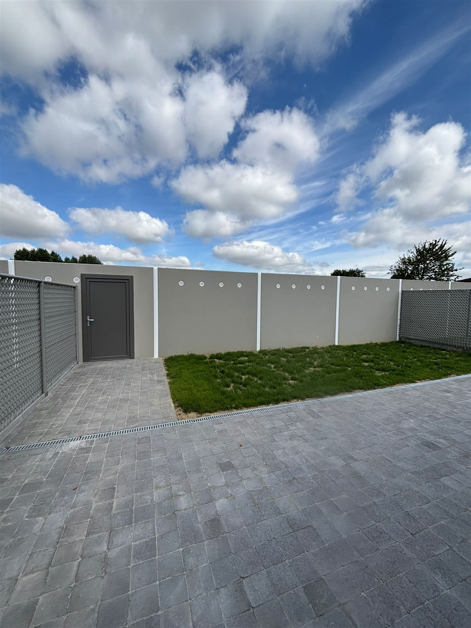 Bungalow met garage foto 19