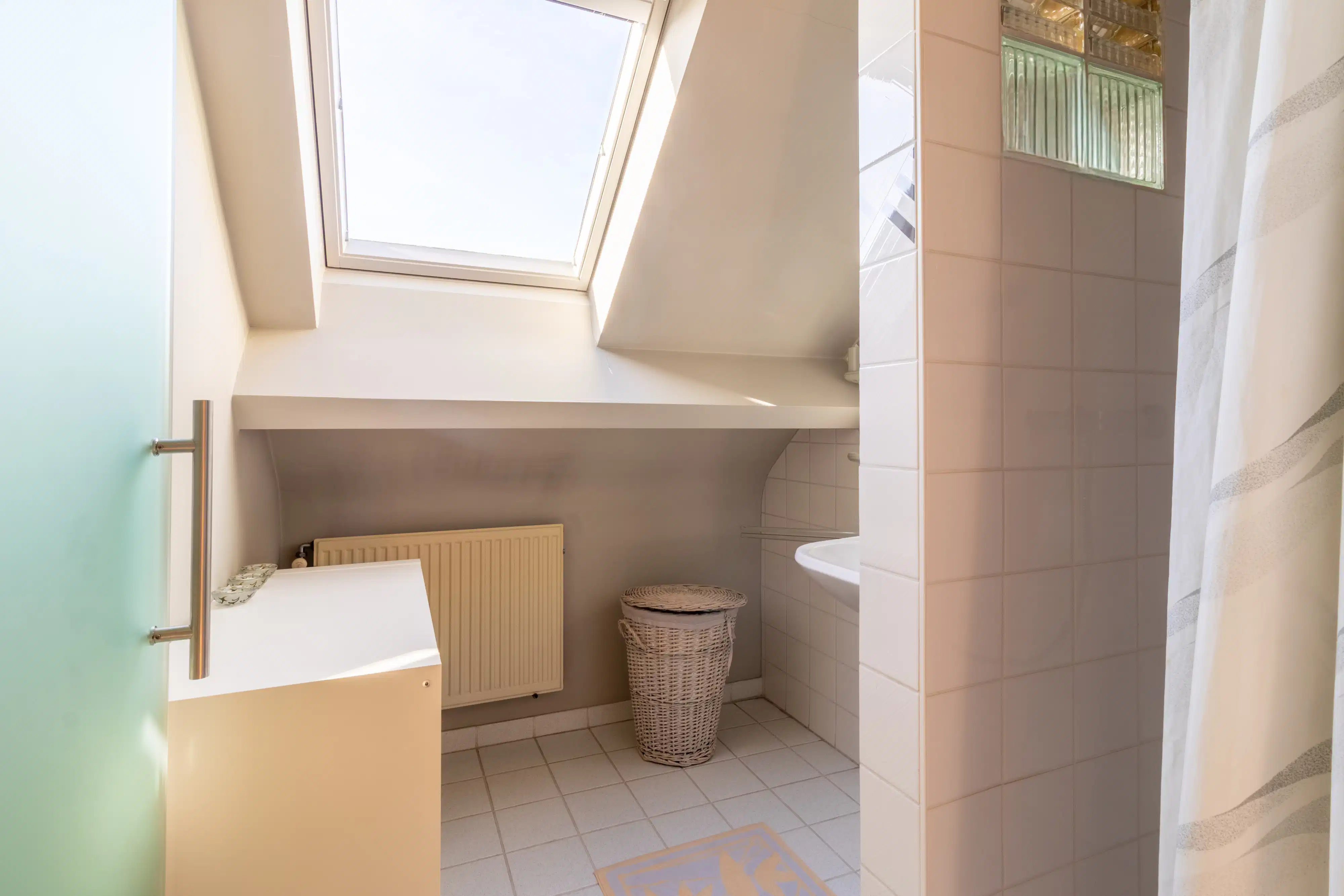 Goed gelegen woning met tuin en garage in Hove foto 13