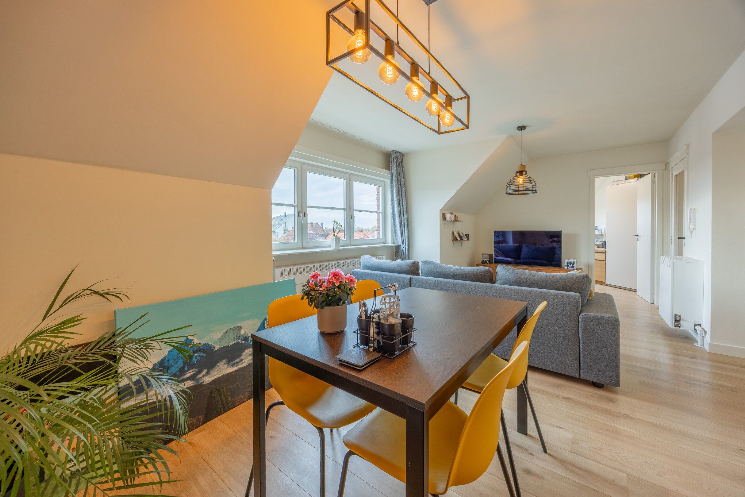 Instapklaar appartement met twee slaapkamers foto 7