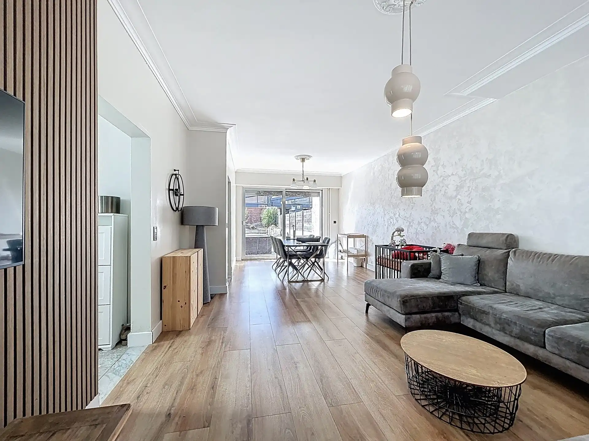 Half open bebouwing met 3 slaapkamers en garage op perceel van 315m² foto 5