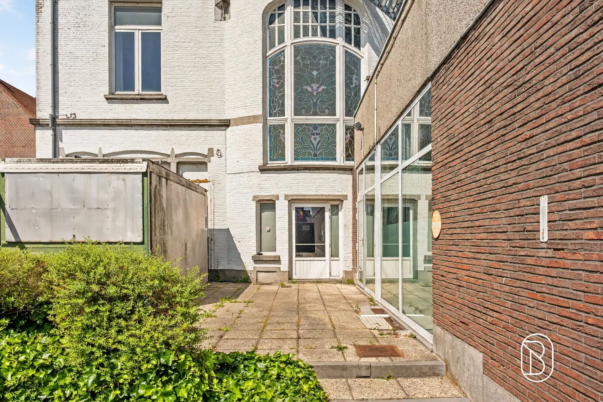 Prachtige HERENWONING met enorm veel POTENTIEEL foto 3