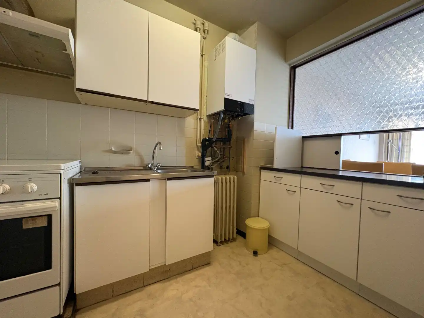 2-slaapkamer appartement met zeezicht, ideaal gelegen op een toplocatie aan de kust. foto 4