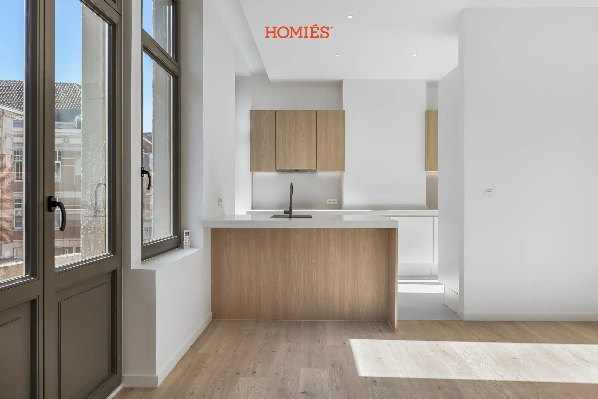 Luxe duplex met 2 slaapkamers aan de Grote Markt foto 5