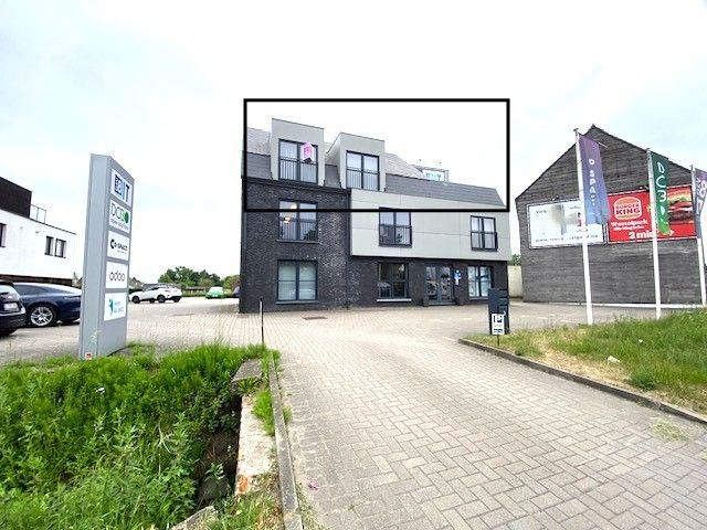 Instapklare kantoorruimte met gemeenschappelijke parking, nabij E313 foto 15