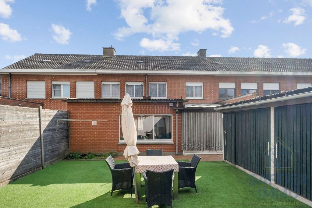 Ruime woning zonder renovatieplicht in de Seizoenswijk te Kuurne foto 4