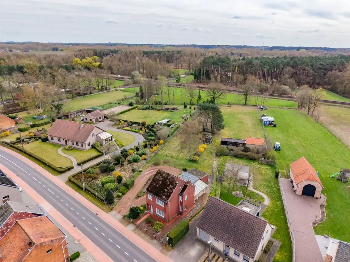 Te renoveren 3slk woning op uitzonderlijk perceel van 34 are  foto 29