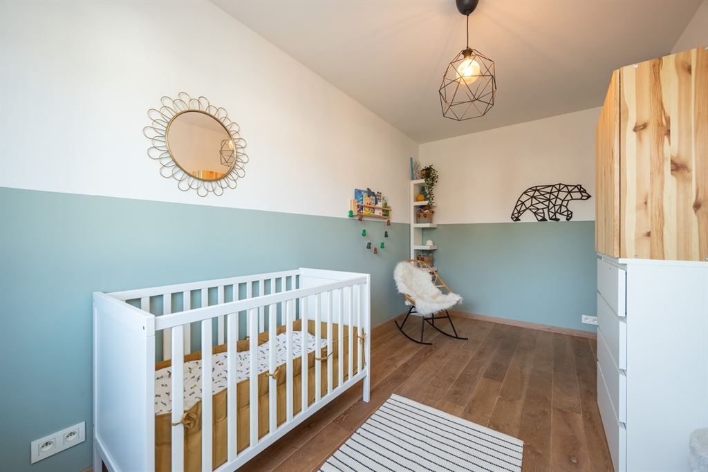 Instapklare woning met garage en gezellige tuin foto 16