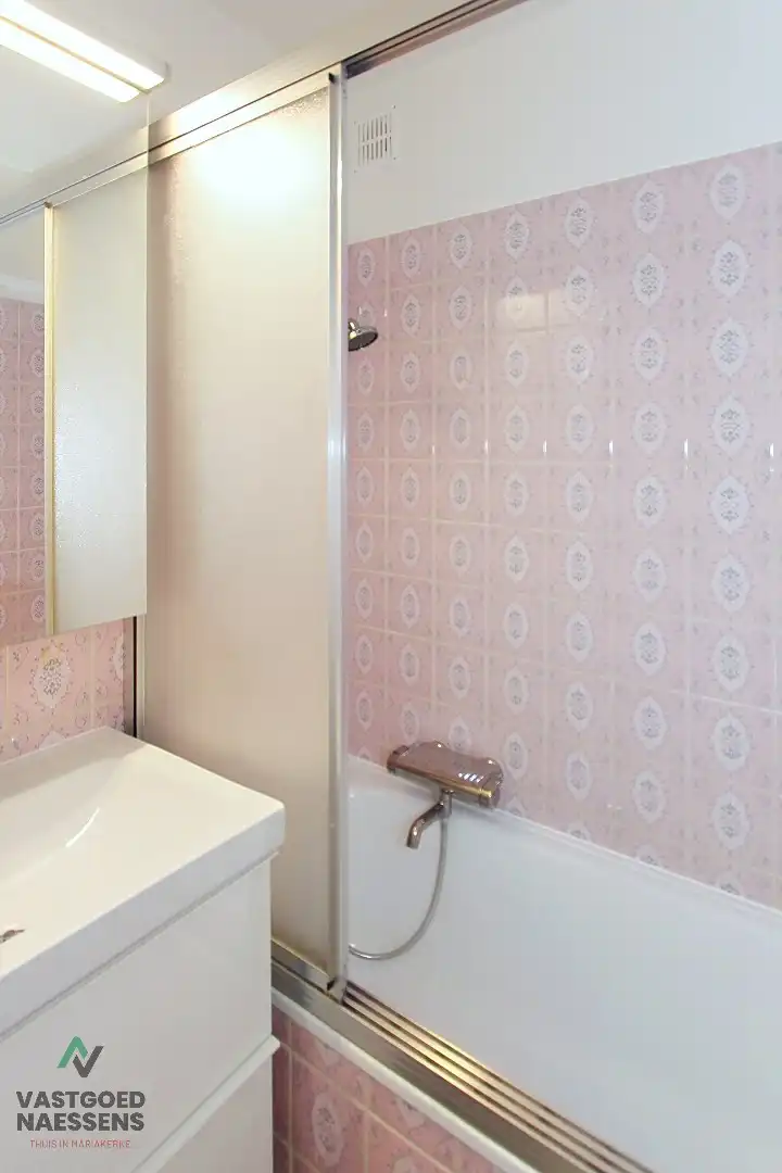 INSTAPKLARE STUDIO MET ZICHT OP ZEE foto 7