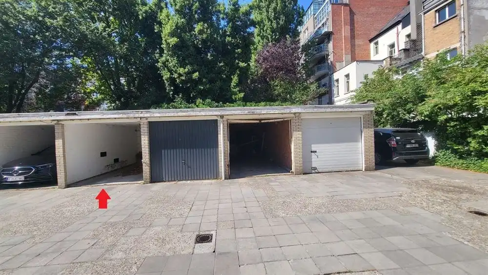 Ruim appartement met terras + Optie aankoop garagebox foto 22