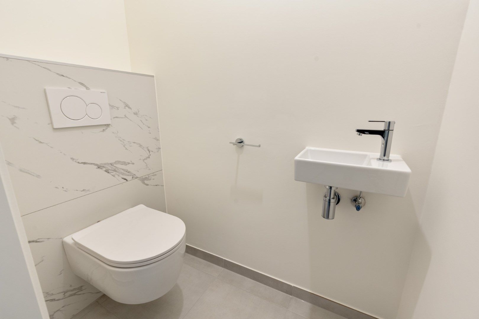 Mooi nieuwbouw appartement op de eerste verdieping met 3 slaapkamers en mooi terras in Zonhoven-centrum foto 18
