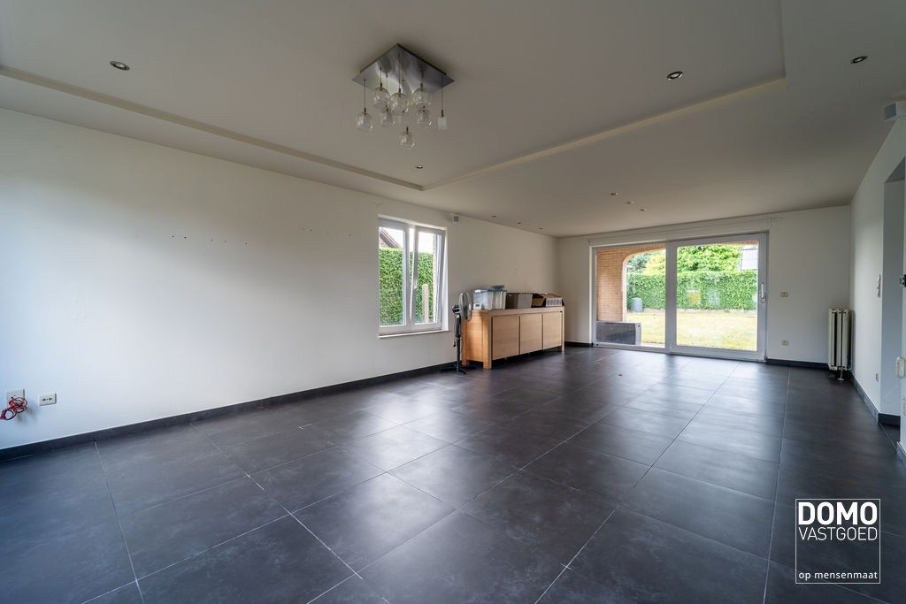 Ruime woning gelegen te Schulen (Herk-de-Stad) – EPC label B  foto 2