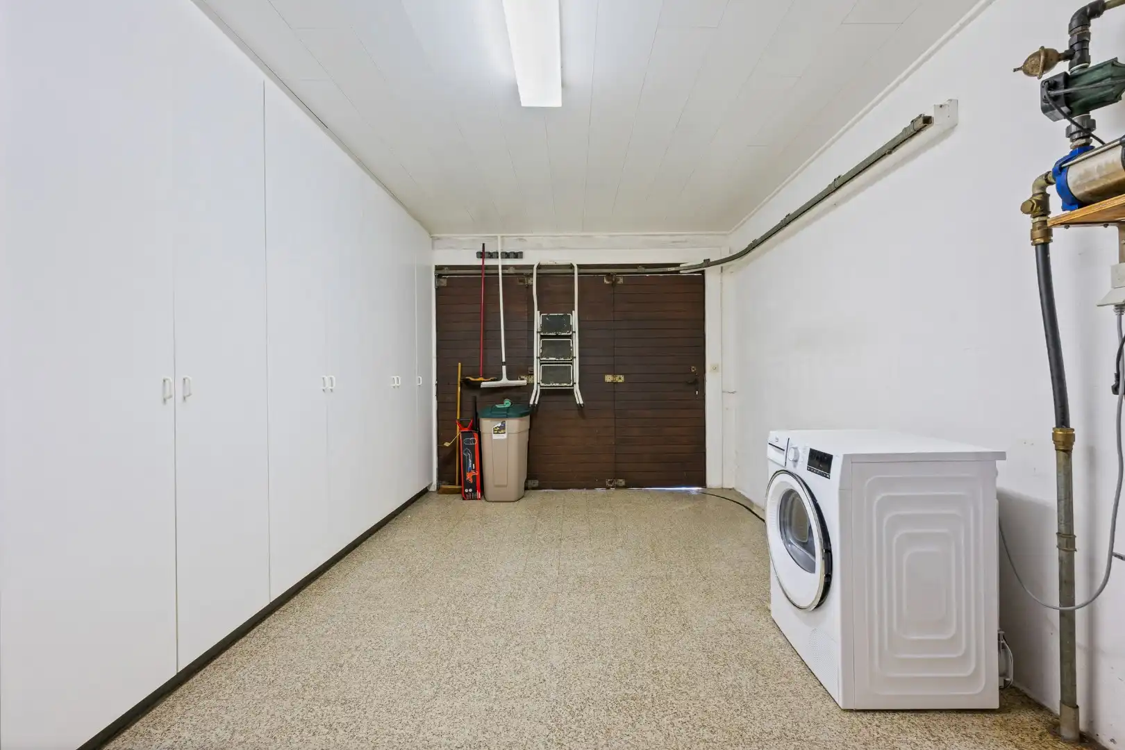 Alleenstaande woning met 3 slaapkamers op een groot zuidgericht perceel in Gullegem foto 11