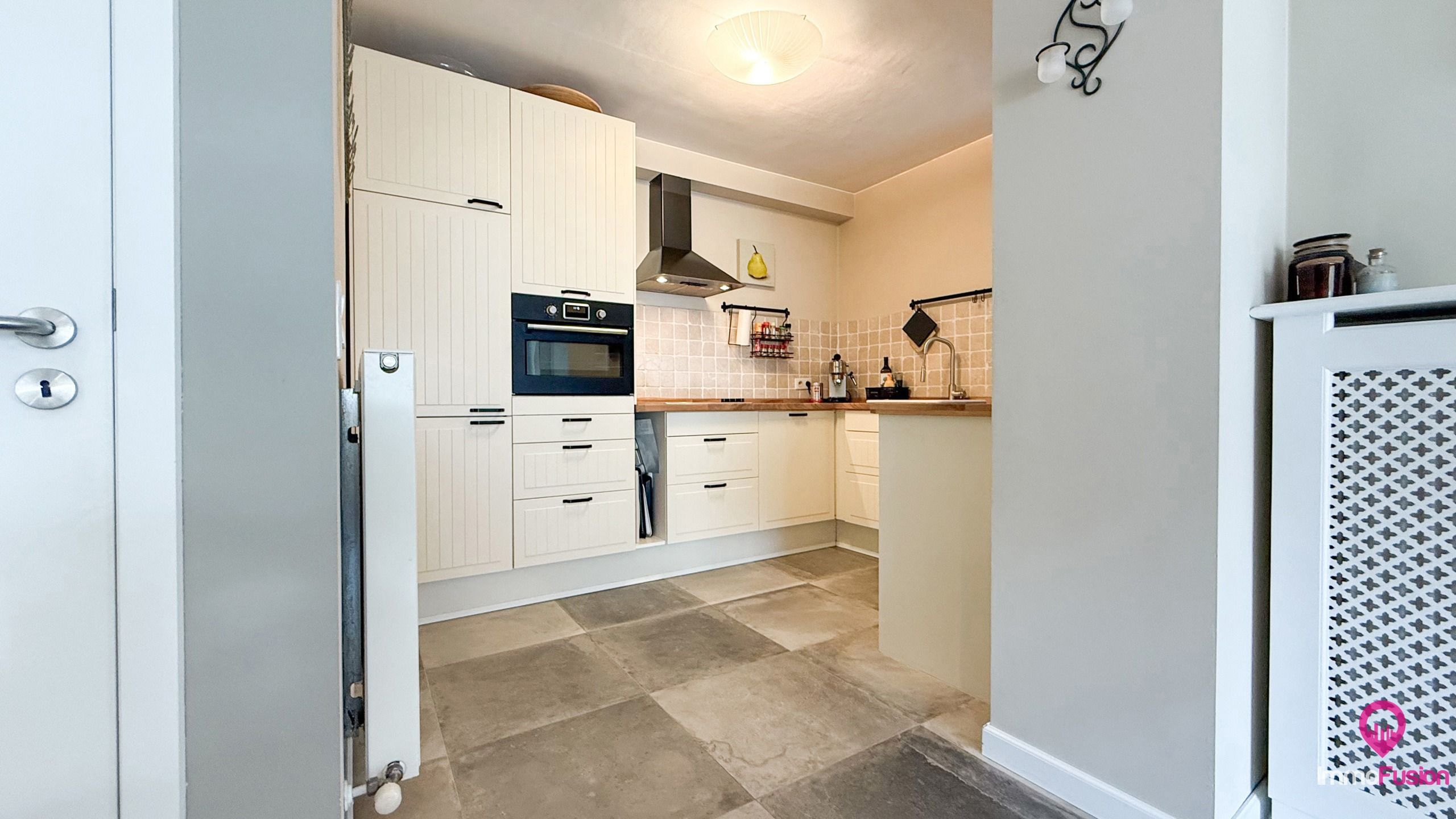 Instapklare gezinswoning met 3 slpks en zonnige tuin! foto 11