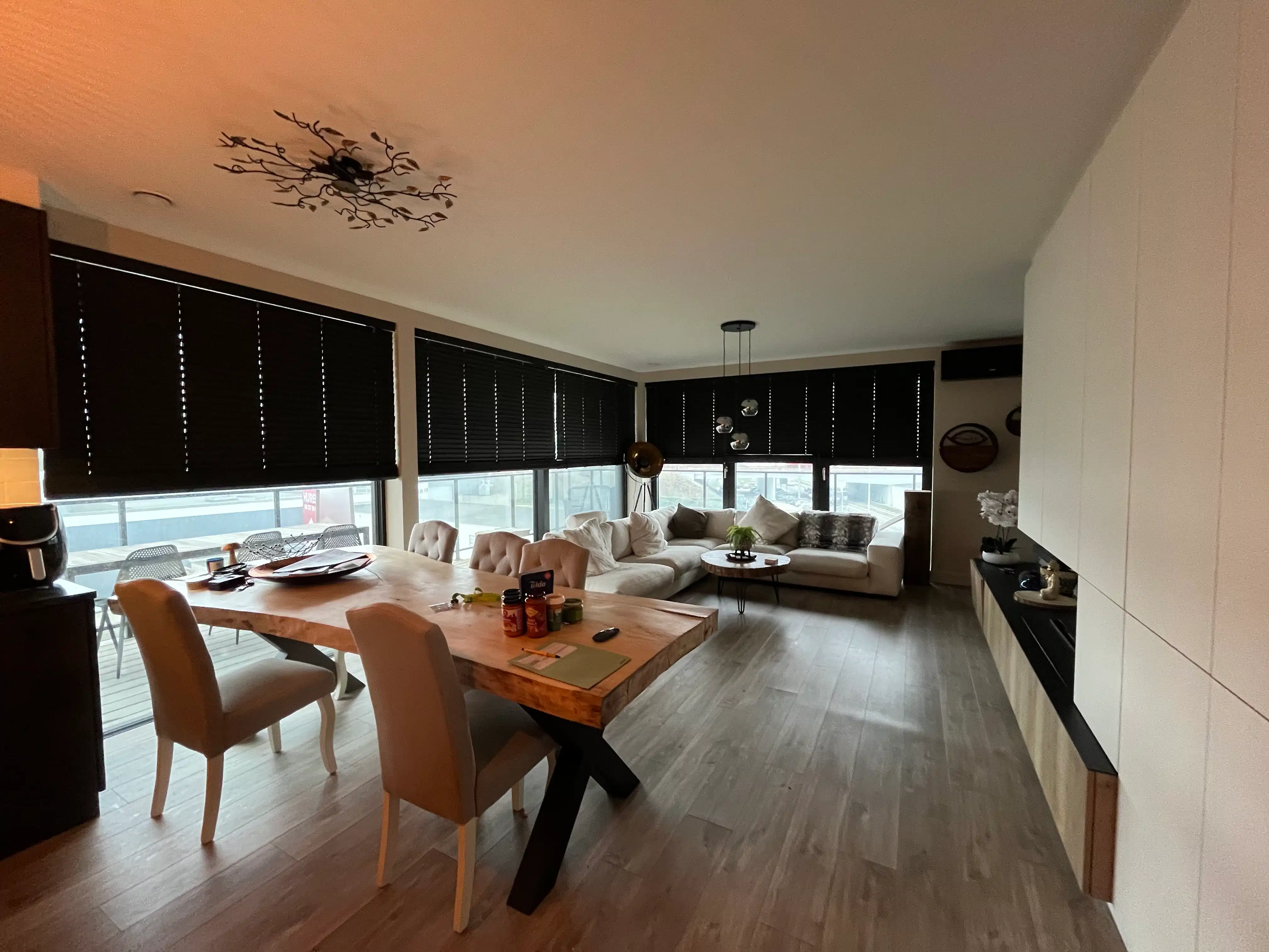 Instapklaar, lichtrijk appartement met zonneterrassen foto 9