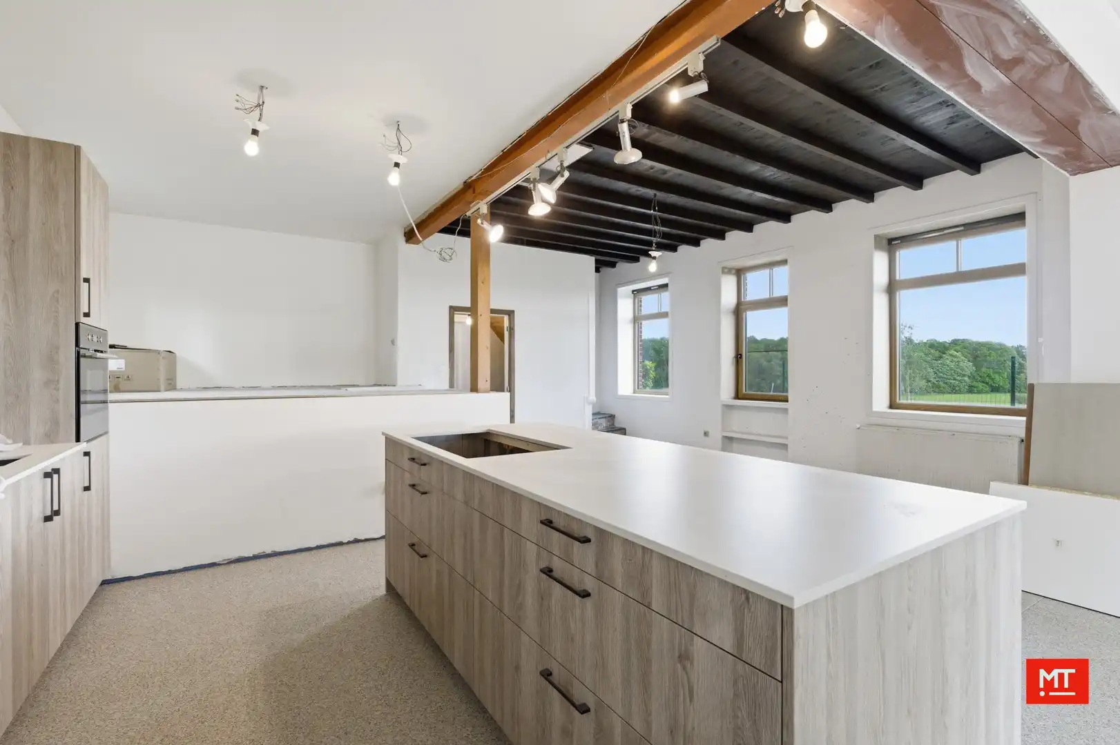 Landelijk gelegen alleenstaande woning met 3 slaapkamers en zonnige tuin te Zillebeke foto 5