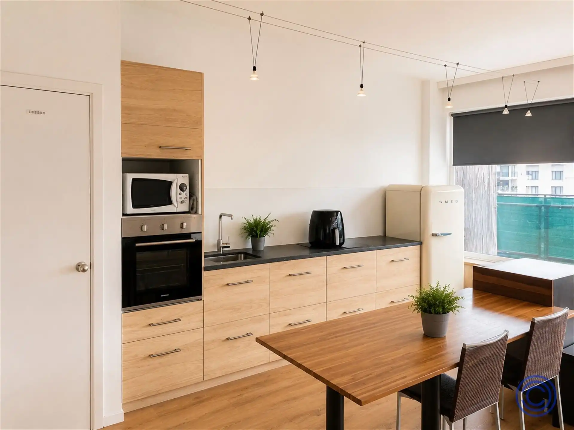 Instapklaar 1-slpk appartement met terras aan het Zuidpark foto 8