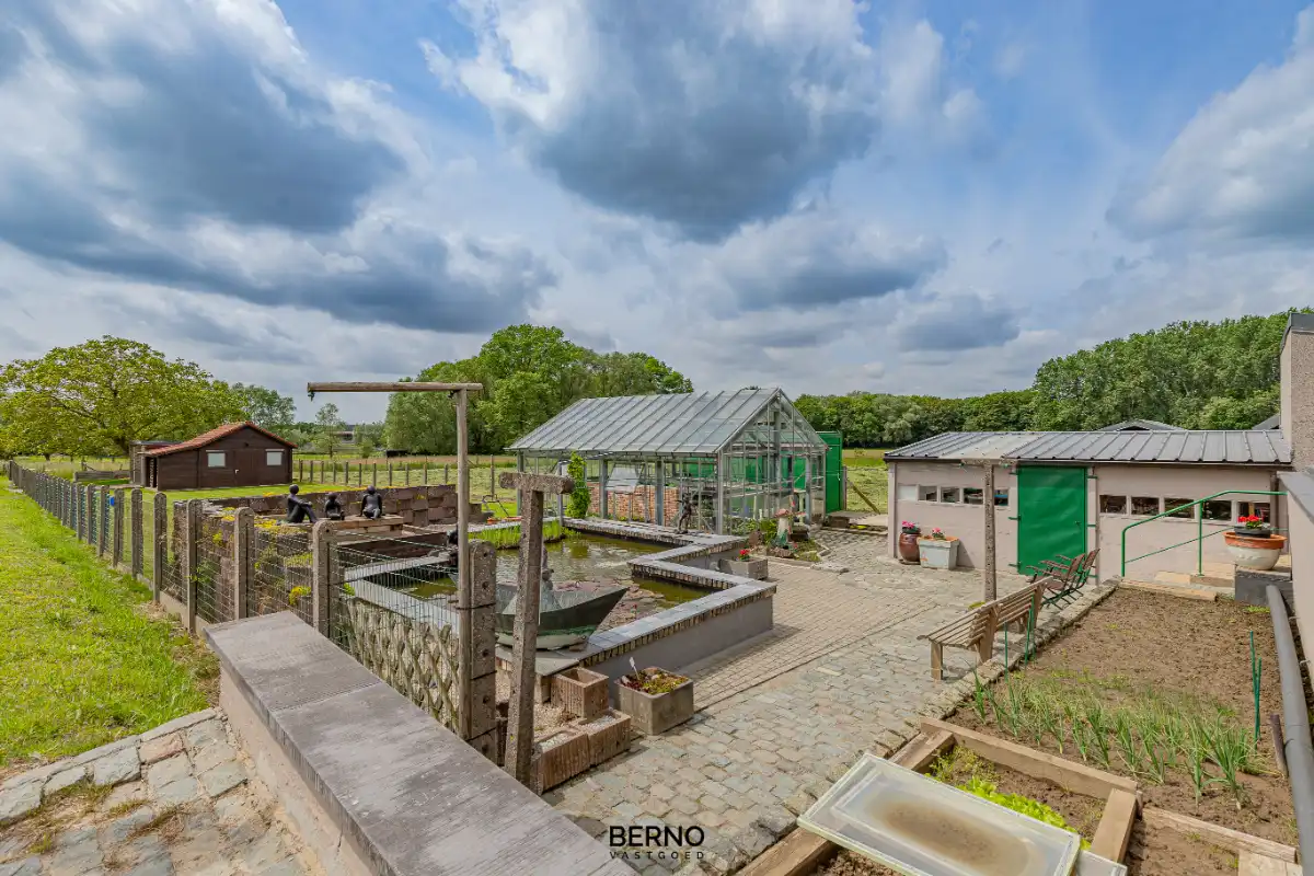 Unieke landelijke eigendom op een terrein van 6.300 m² foto 15
