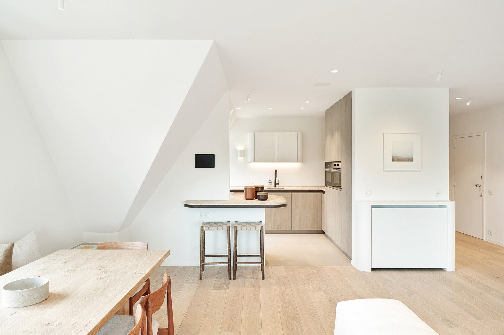 Uitzonderlijk hoekappartement van 188m² met open zicht op de Approach Golf in hartje Zoute. foto 9