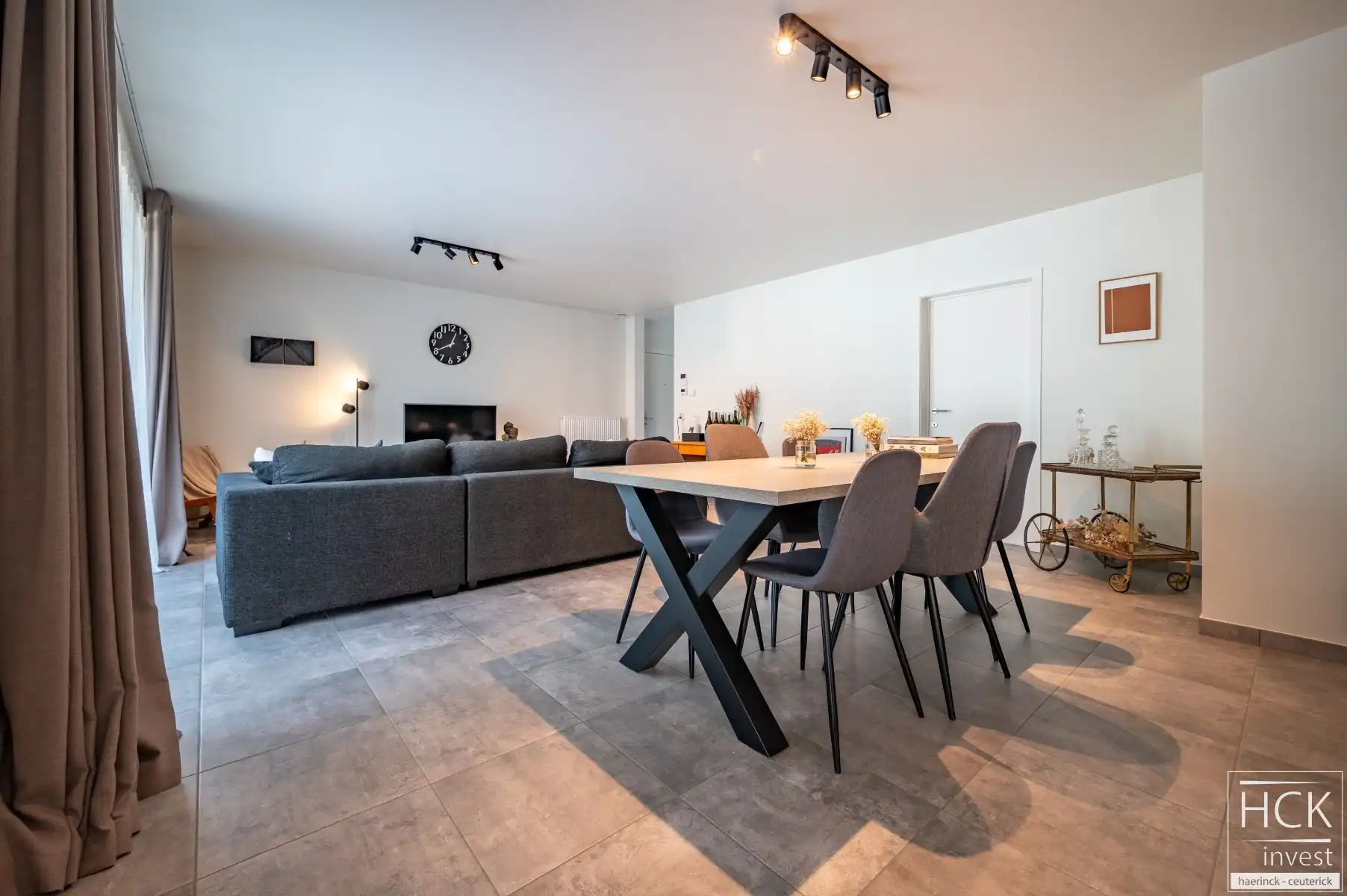 KRUISHOUTEM - Zeer ruim app. met 2 SLP, 2 TERRASSEN én garagebox! foto 4