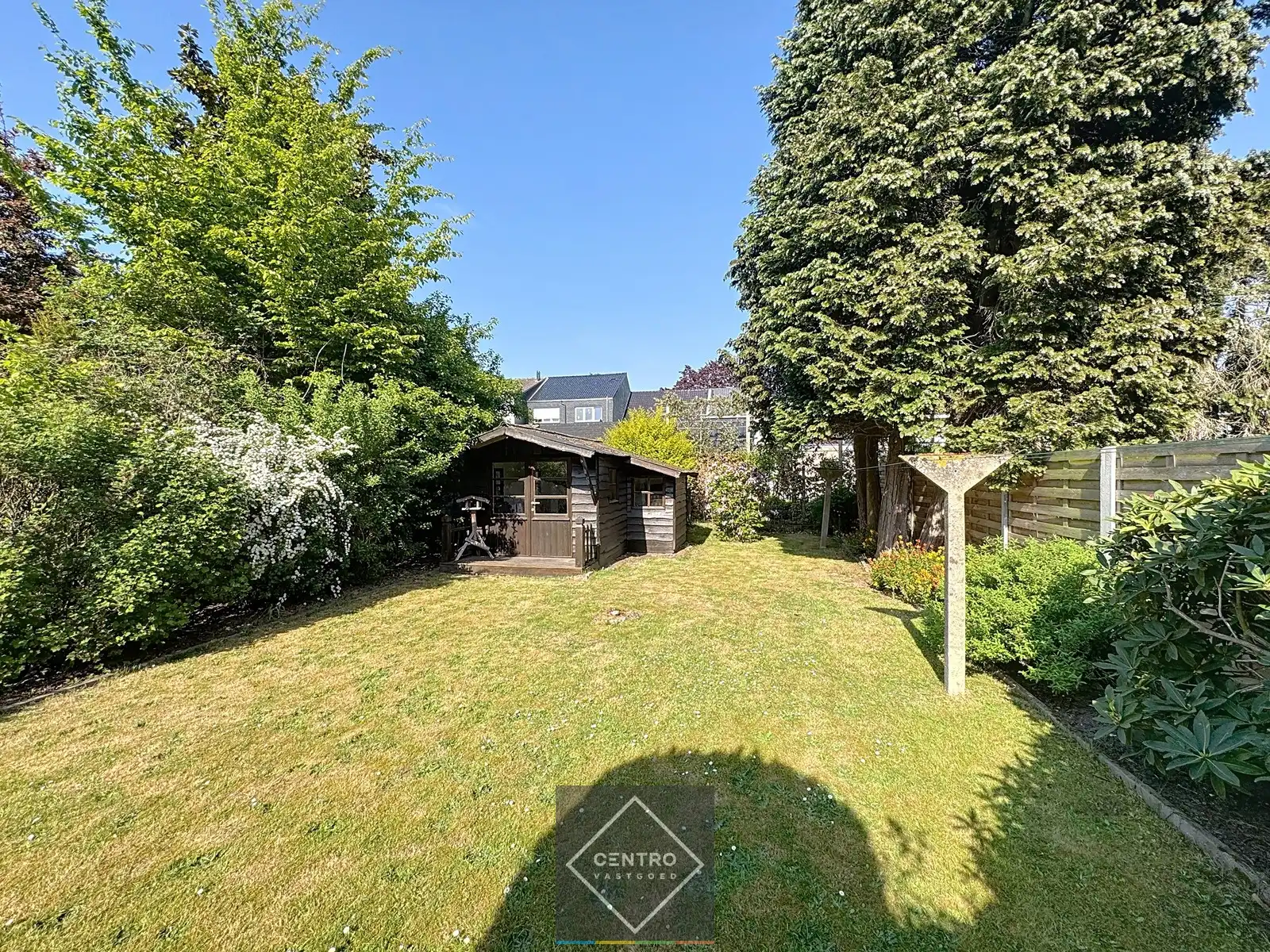 UITERST interessant gelegen woning te Sint-Andries! foto 22