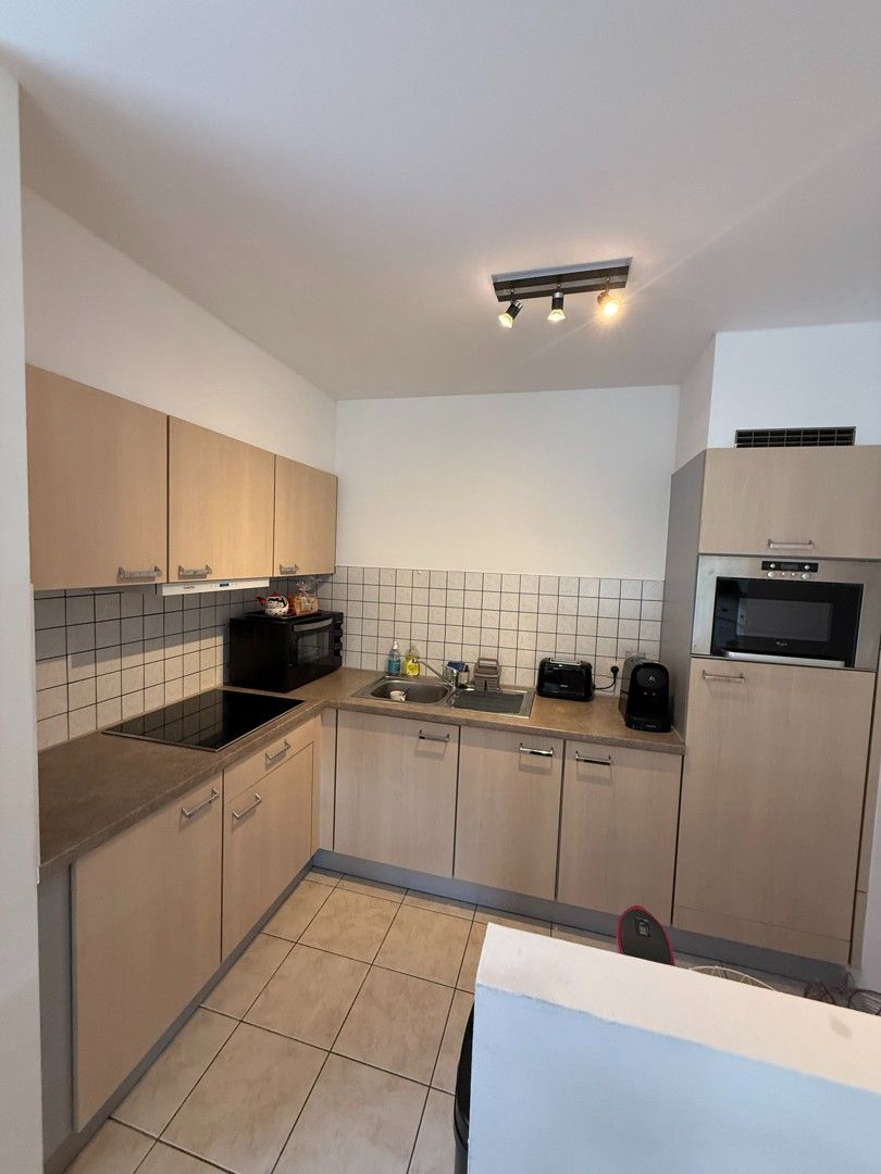 Gelijkvloers appartement met 2 slaapkamers en terras met groen uitzicht te Diepenbeek. foto 8
