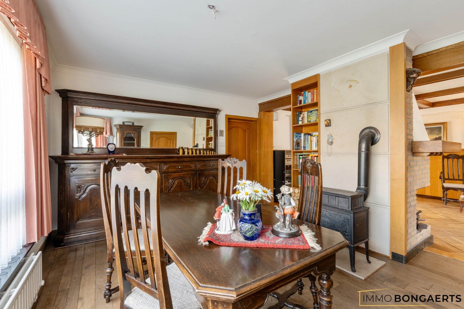 Ruime woning met drie slaapkamers  foto 5