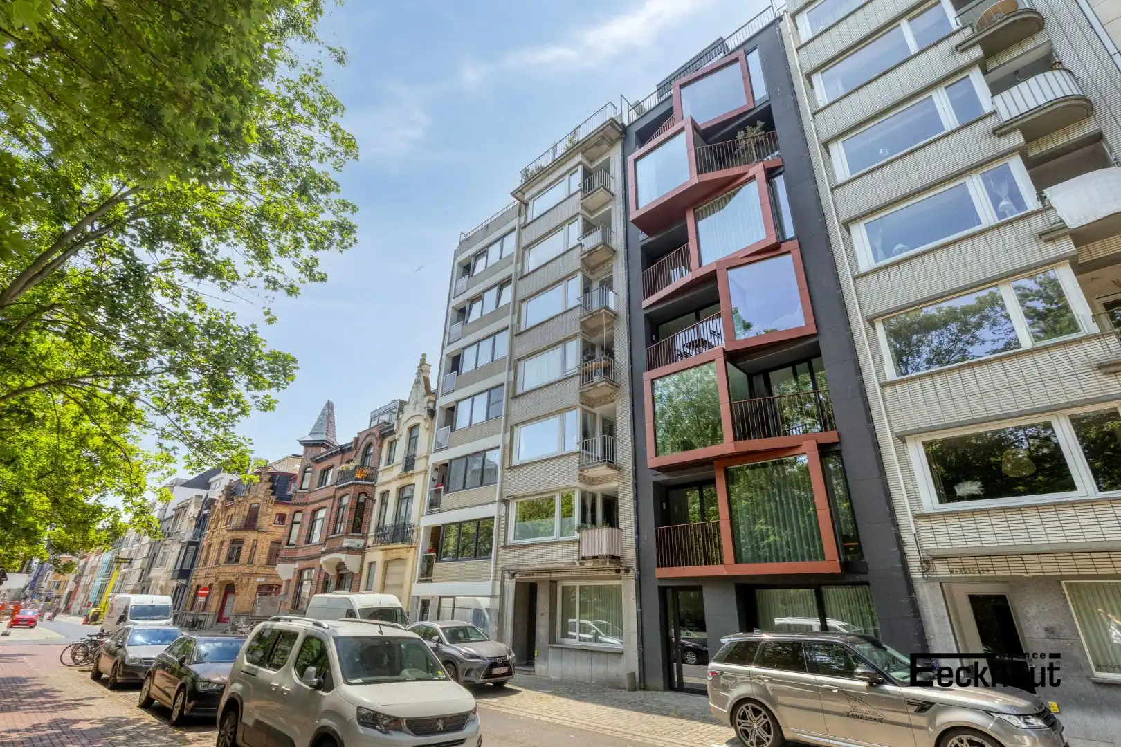 Centraal gelegen gelijkvloersappartement met zonnige koer! foto {{pictureIndex}}