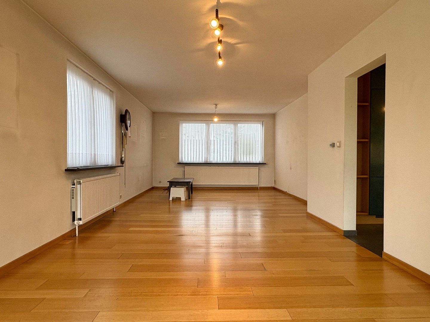 Bel-étage te koop in Kuurne – 3 slaapkamers, grote tuin en rustige ligging foto 3