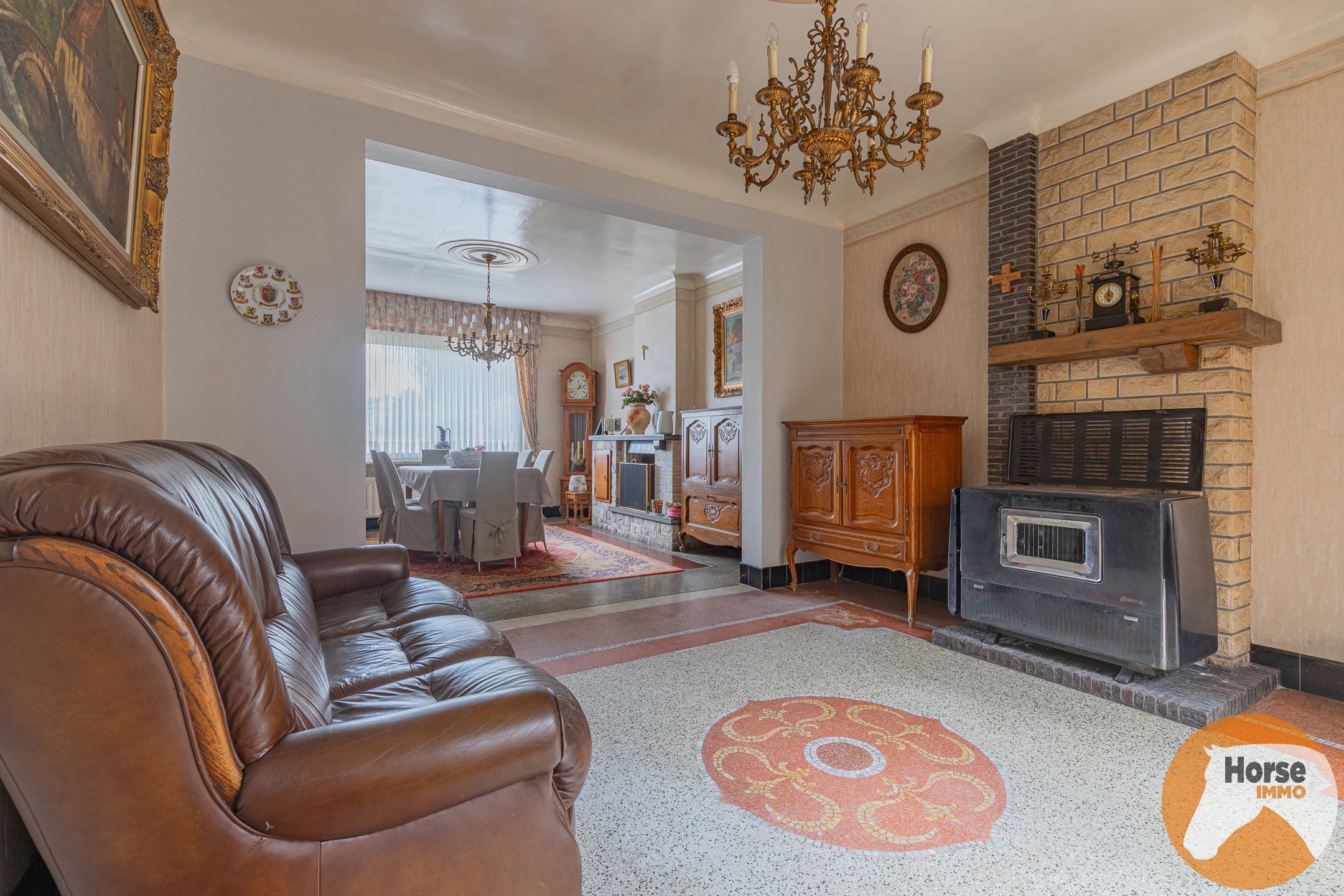 BURST - Te renoveren woning met tal van mogelijkheden foto 6