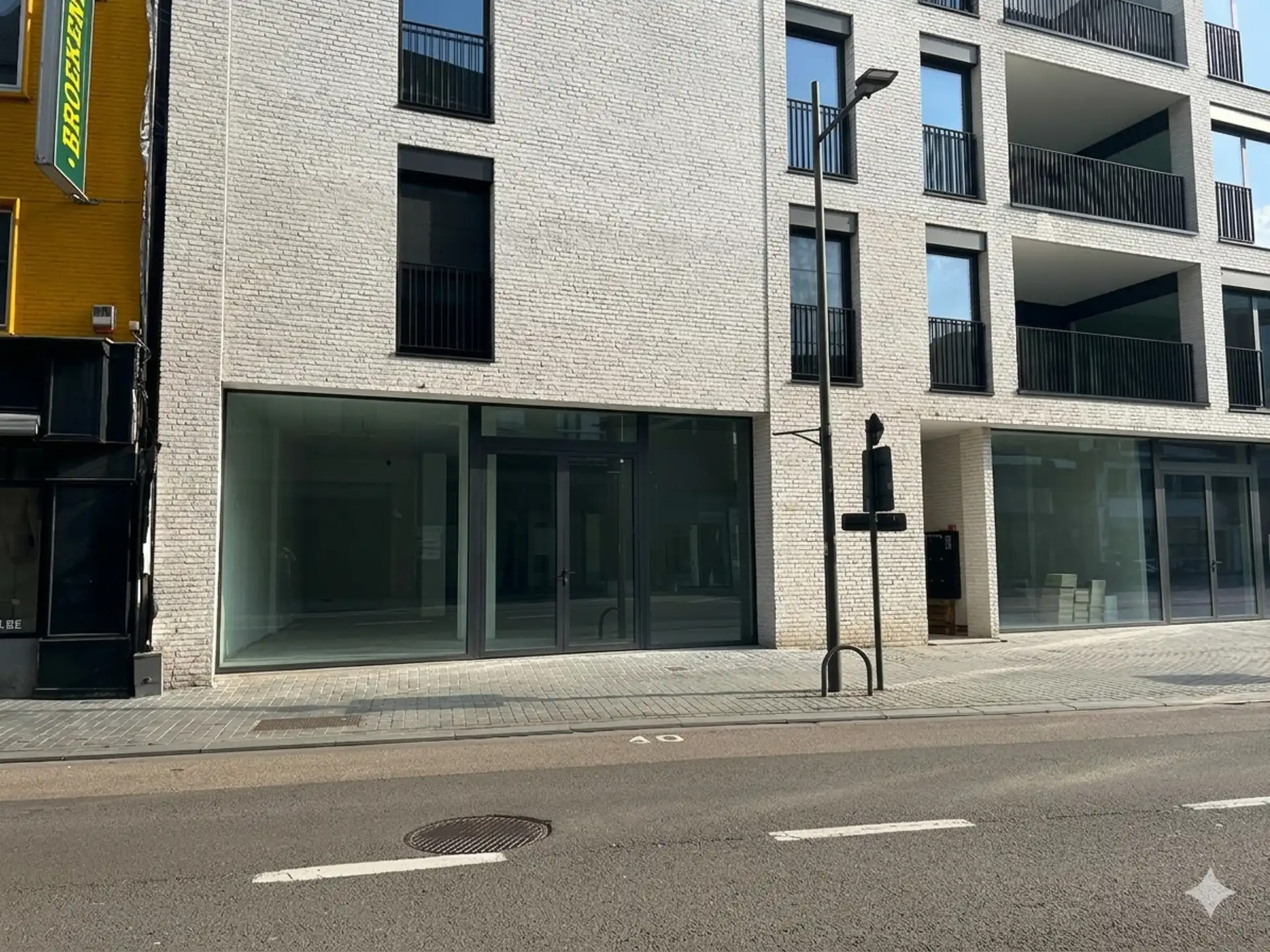 Commercieel te koop Voogdijstraat 16 - 2400 Mol