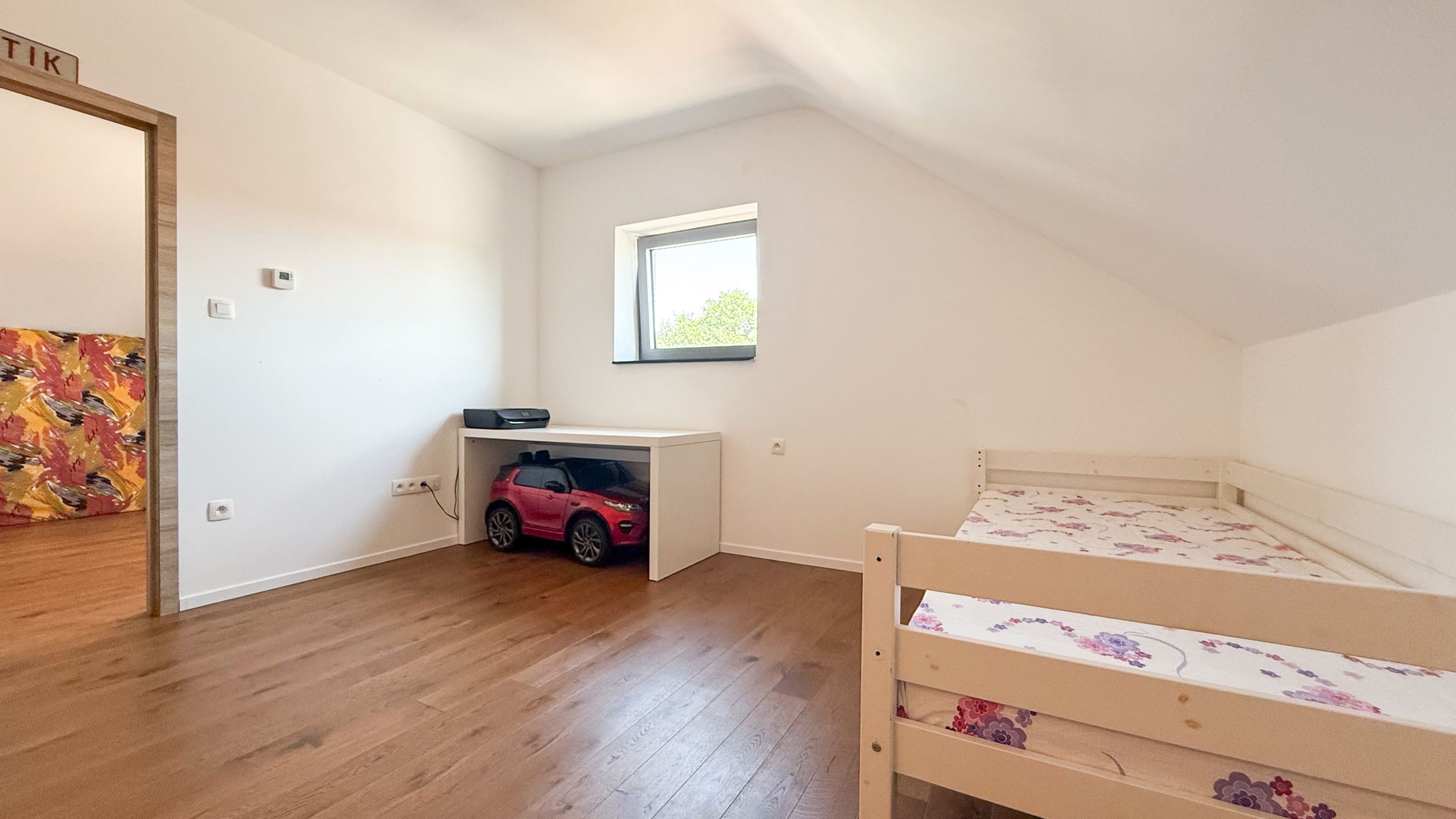 Halfopen nieuwbouw met 4 slaapkamers gelegen te Berkenbos! foto 28
