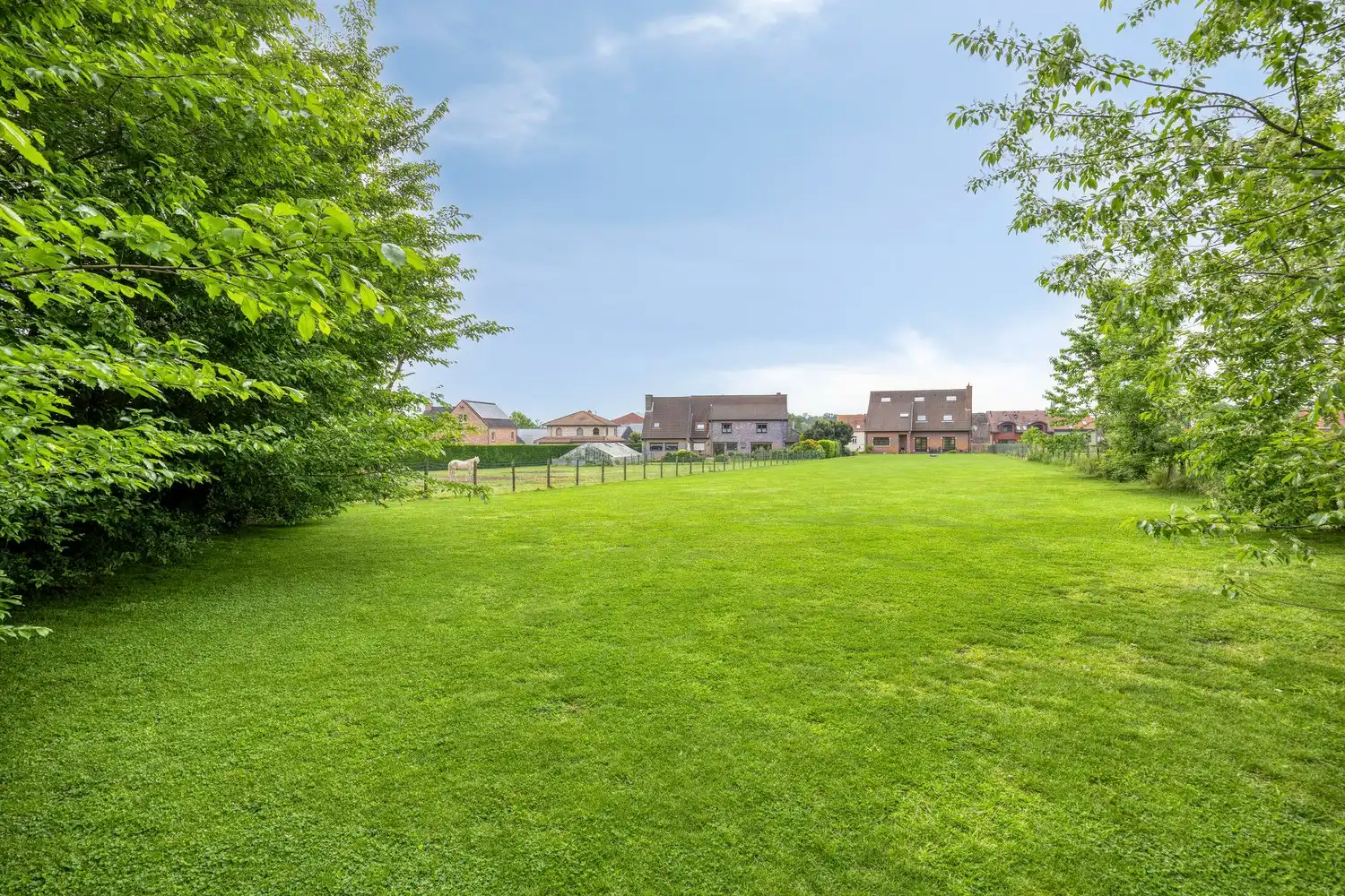 Statige en uitzonderlijk ruime woning op prachtig perceel met uniek groen uitzicht foto 22