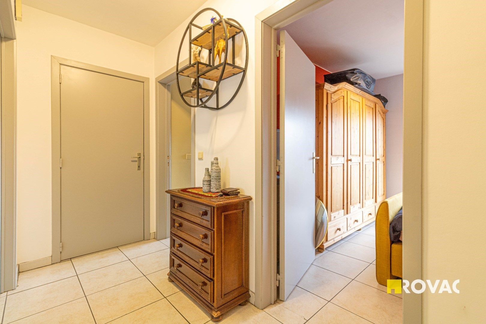 Appartement op de 1ste verdieping met 2 slaapkamers en garage foto 10