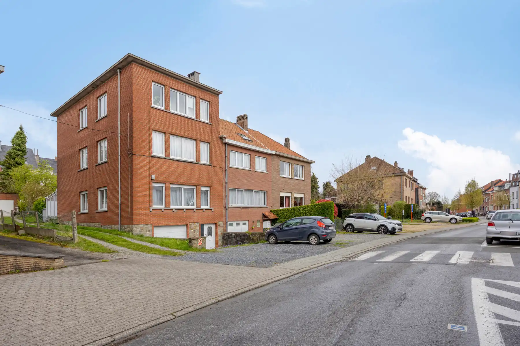 2-slaapkamerappartement met terras, garage en kelder foto 18