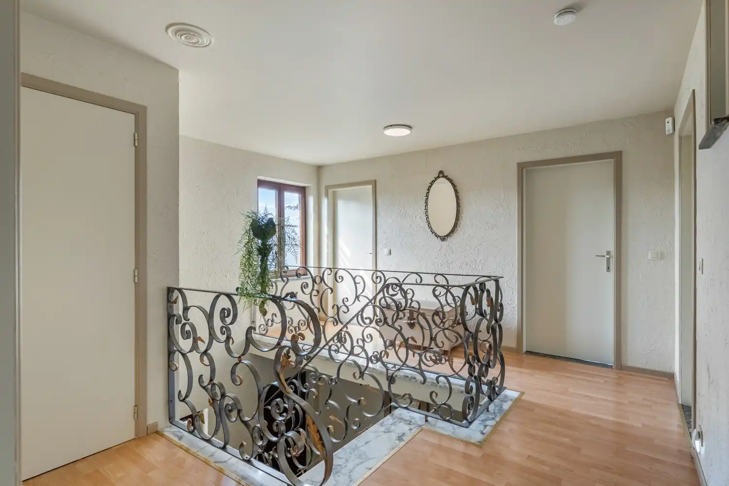 Degelijk onderhouden gezinswoning met 3 slaapkamers, volledig onderkelderd en mooie aangelegde tuin op een perceel van 5a96 ca! foto 18