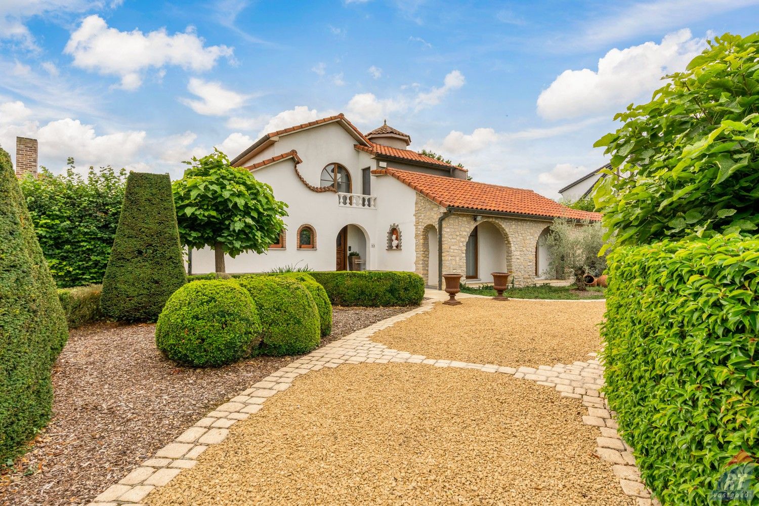 Hoofdfoto van de publicatie: Exclusieve Spaanse villa met karakter en ruimte midden in het groen