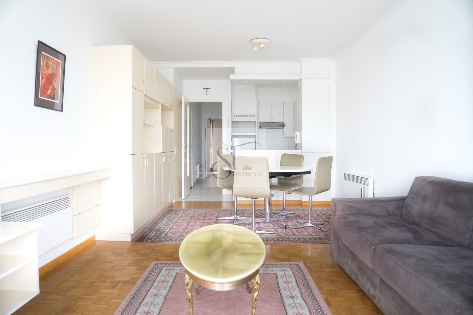Gemeubeld appartement met zeezicht op toplocatie! foto 2