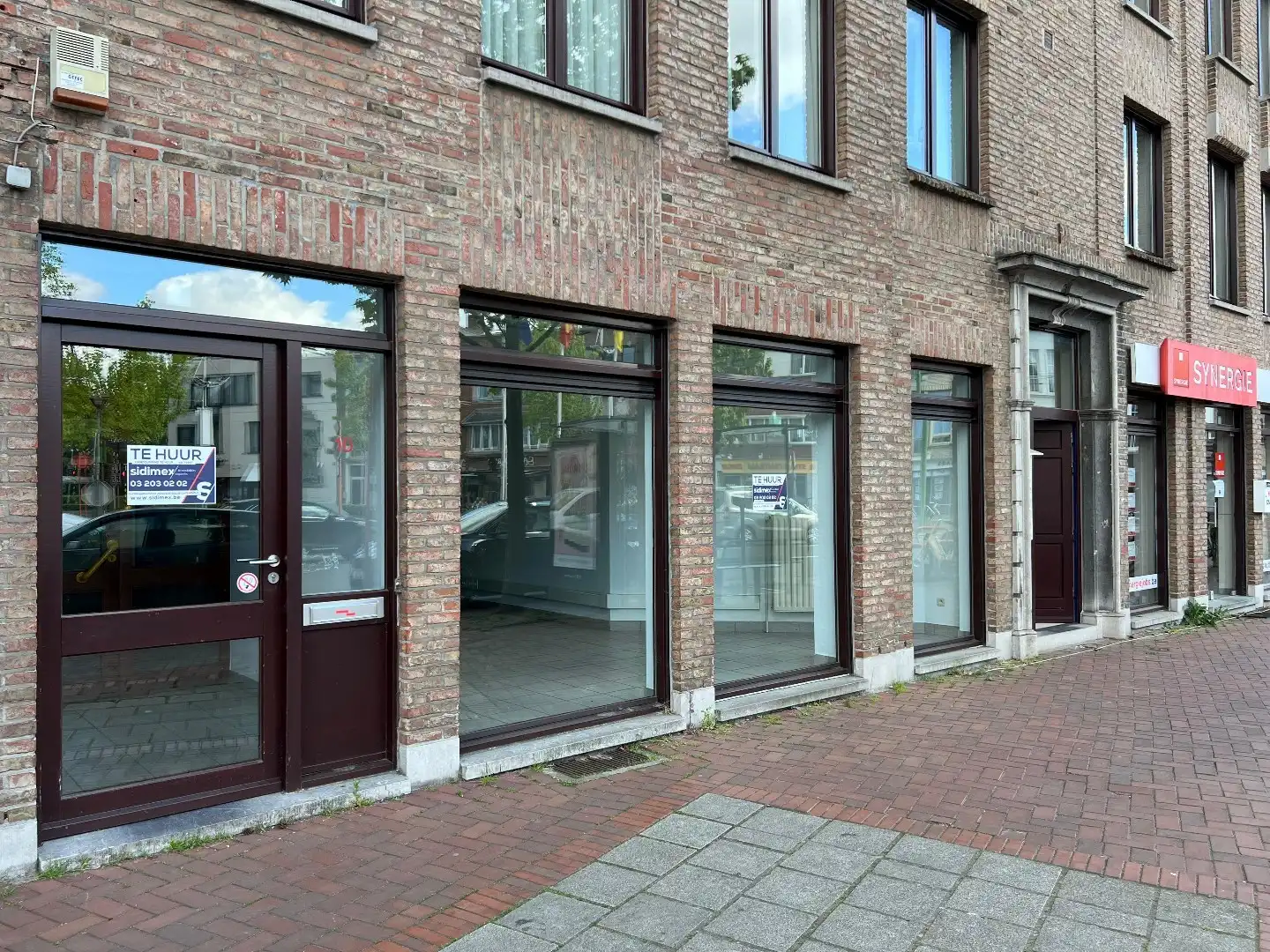Commerciële ruimte te huur Dorp West 10 - - 2070 Zwijndrecht