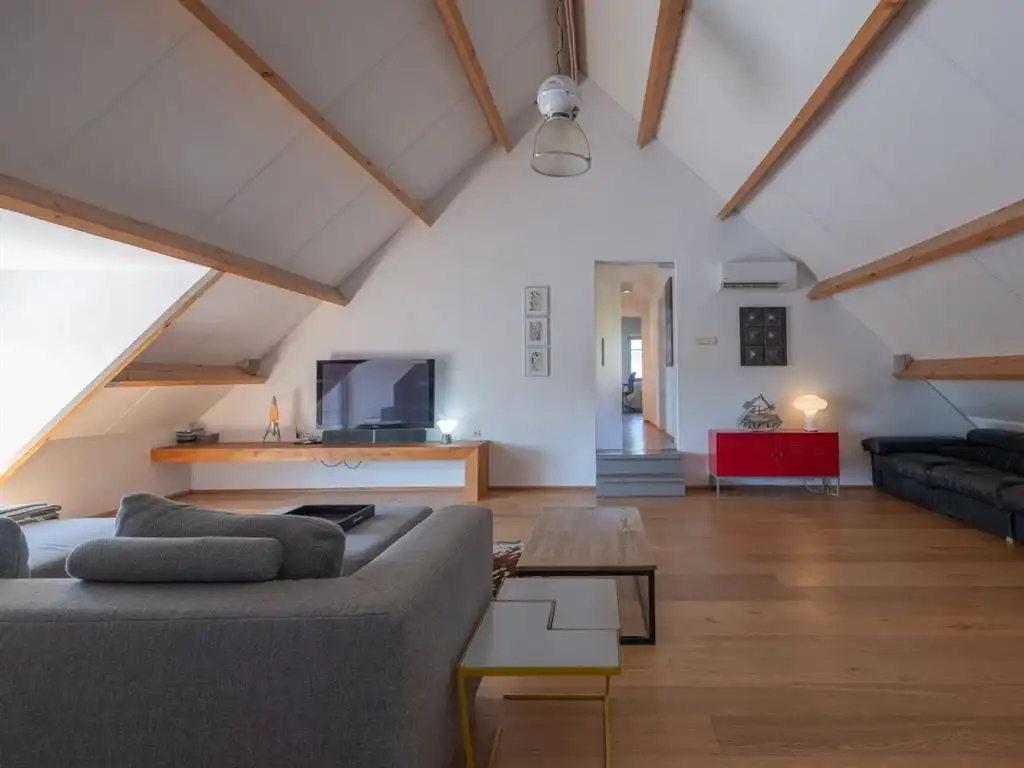 Unieke karakterhoeve met loftsfeer, design, verwarmd zwembad & poolhouse foto 9