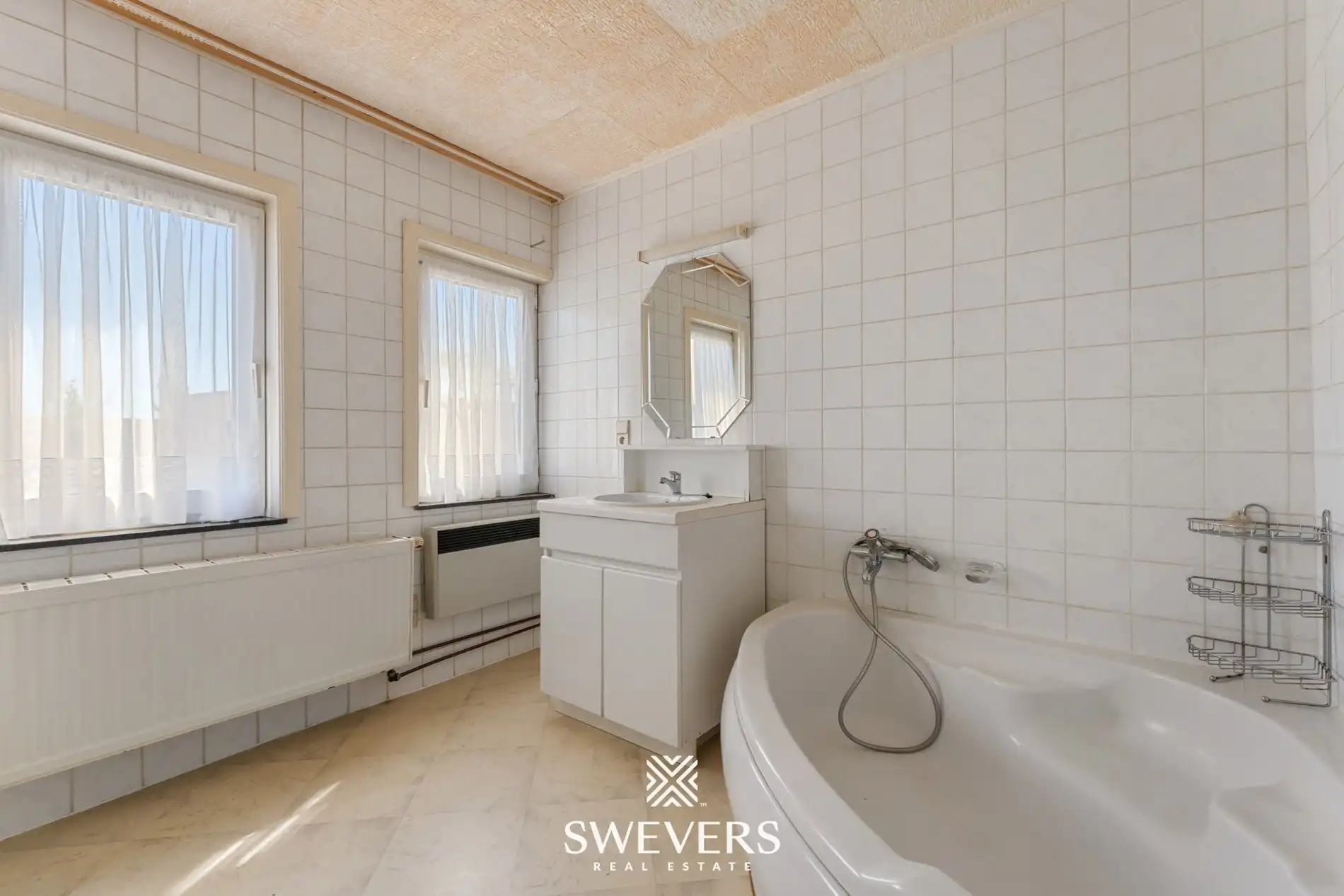 Half-open bebouwing met renovatiepotentieel foto 15