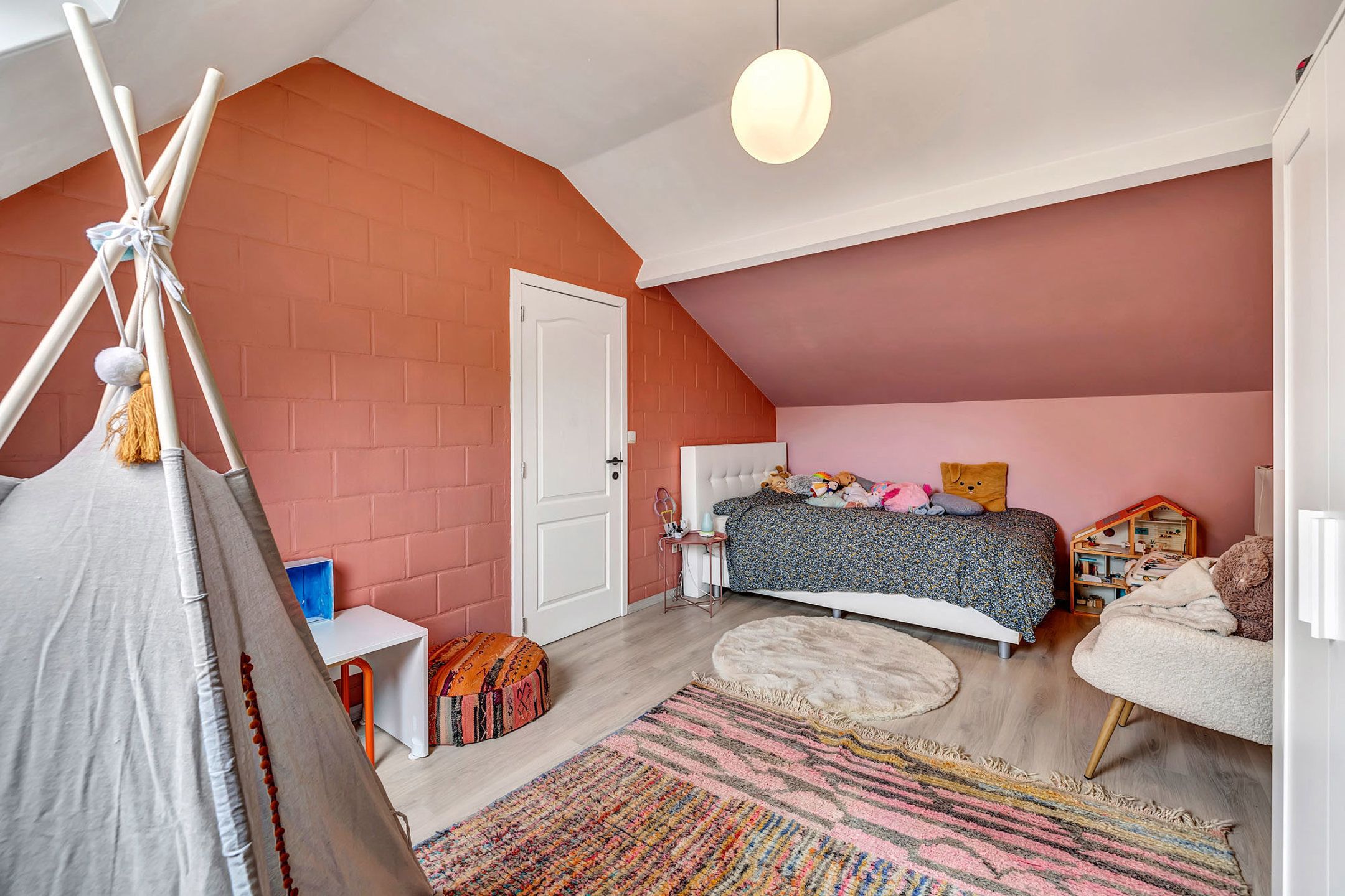 Instapklare woning te Ternat met drie slaapkamers, tuin en carport! foto 10